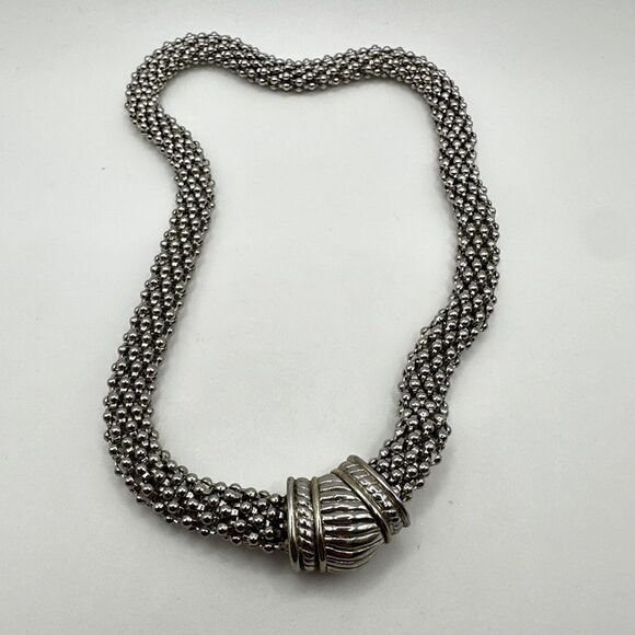 SALE! 17” mesh and magnetic clasp vintage silver toned necklace! - Picture 5 of 9